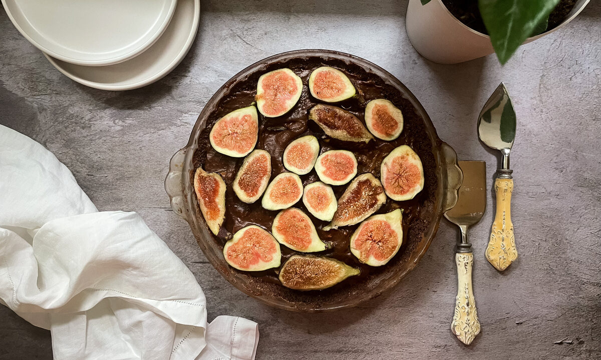 Vegan Fig and Almond Chocolate Torte